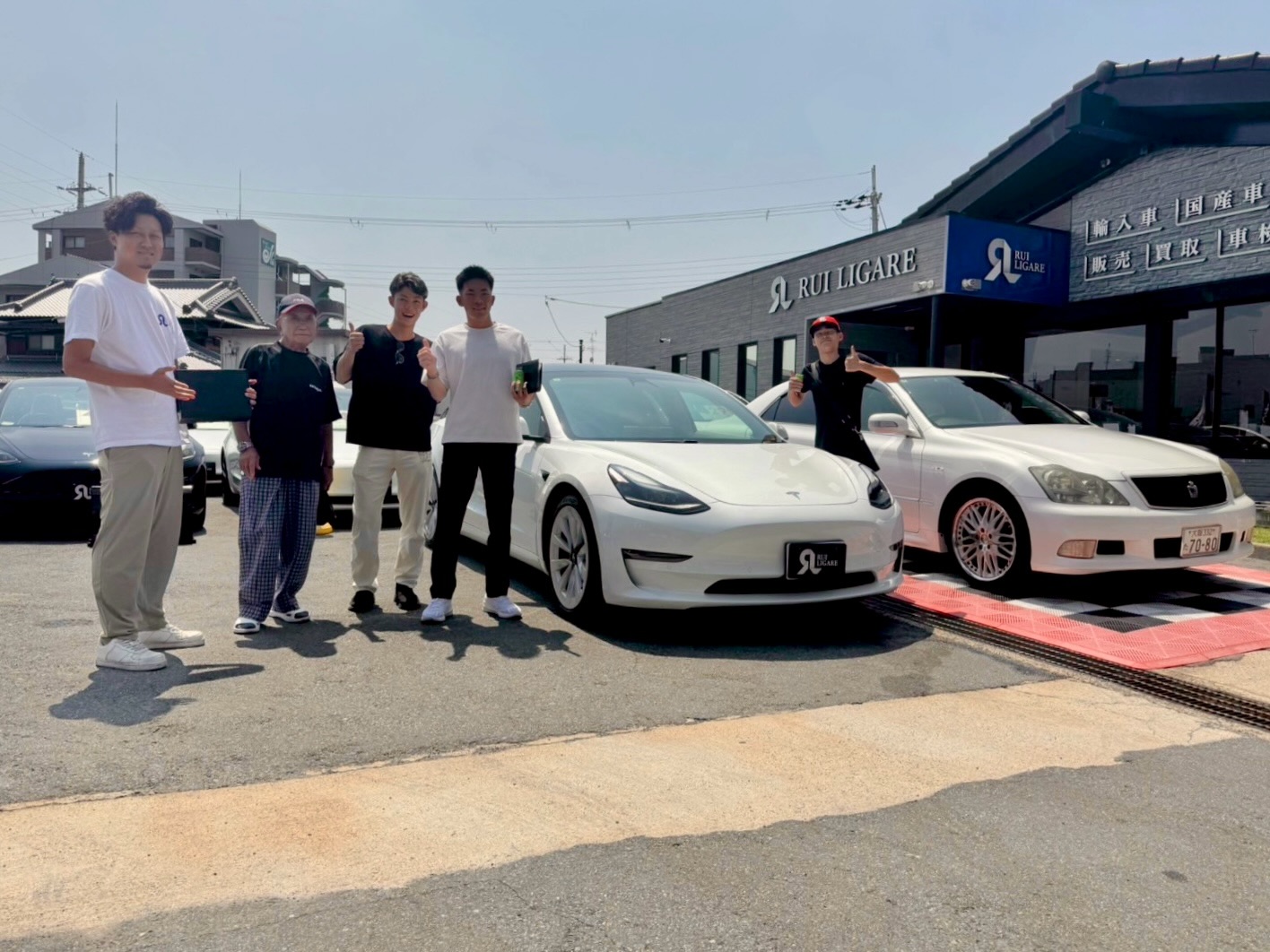 【納車事例】S様へテスラ モデル3 ロングレンジ 上海モデルをご納車しました|大阪・摂津市